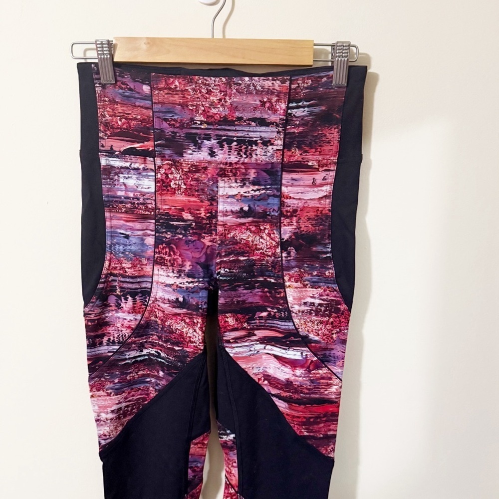 Lululemon Pink Black Womens Leggings Size 8 Activewear Running Gym Athleisure - Picture 5 of 6